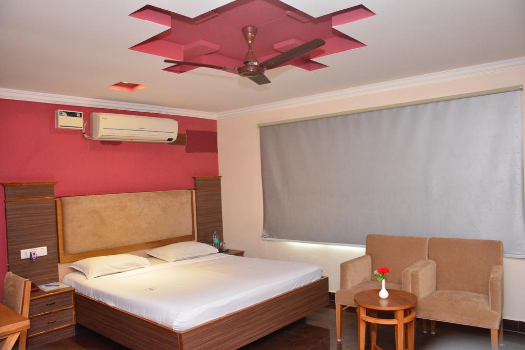 Hotel Pams Mayiladuthurai Luaran gambar