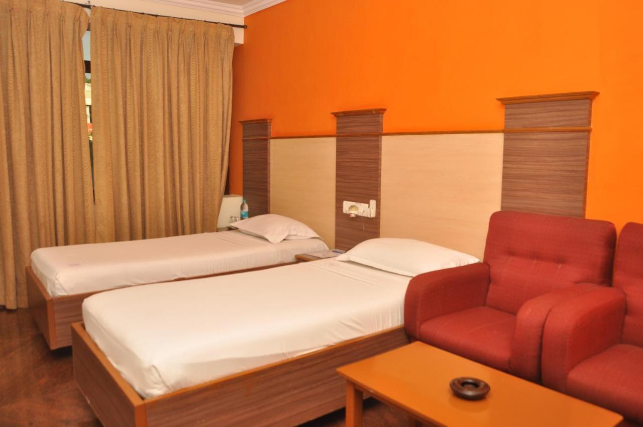 Hotel Pams Mayiladuthurai Luaran gambar