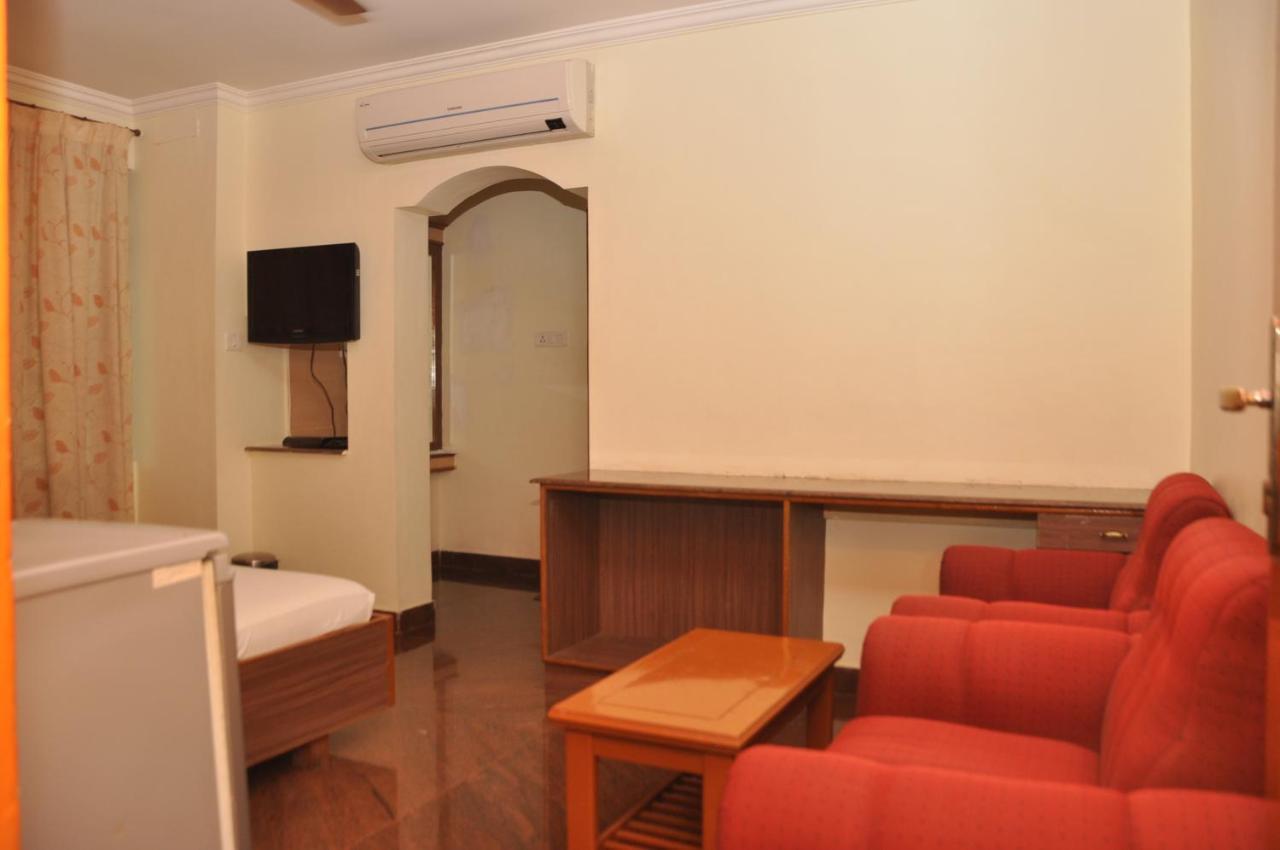 Hotel Pams Mayiladuthurai Luaran gambar