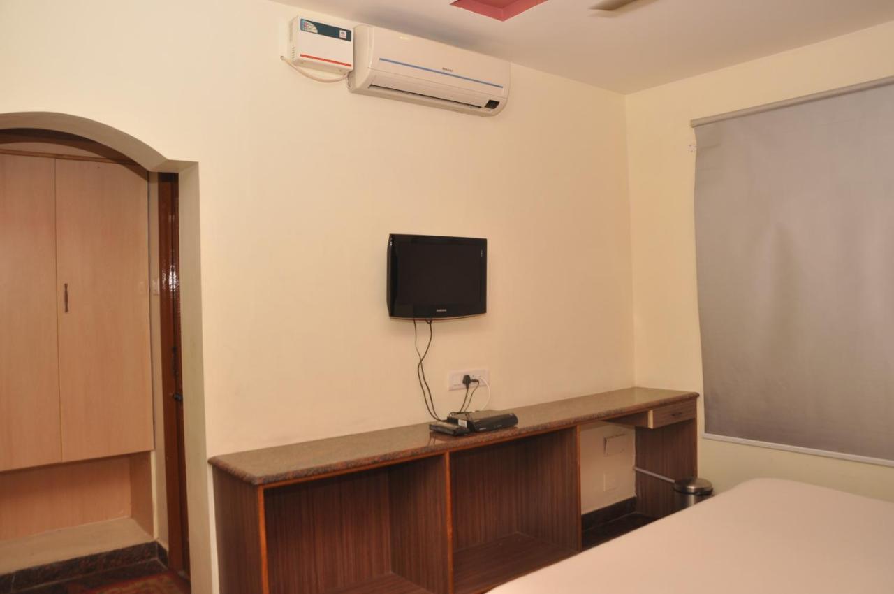 Hotel Pams Mayiladuthurai Luaran gambar