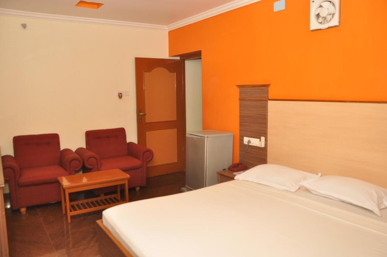 Hotel Pams Mayiladuthurai Luaran gambar