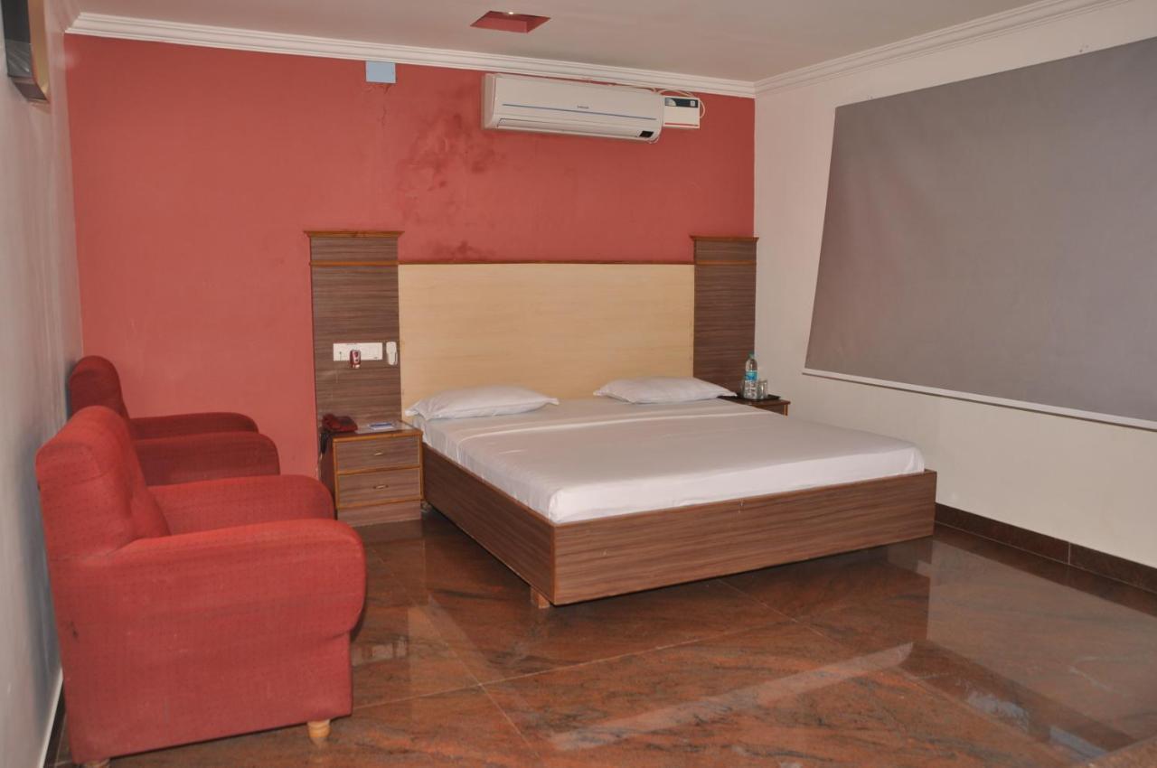 Hotel Pams Mayiladuthurai Luaran gambar
