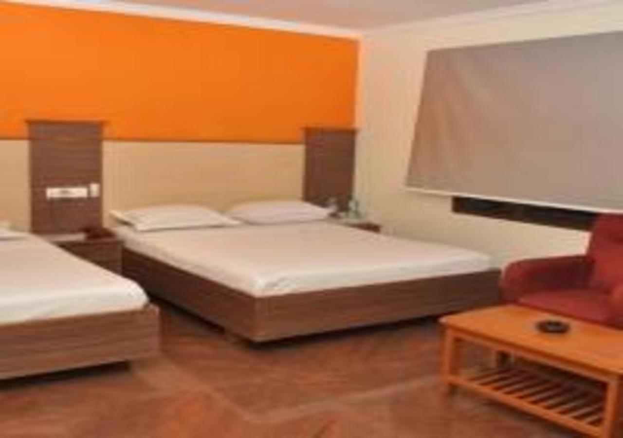 Hotel Pams Mayiladuthurai Luaran gambar