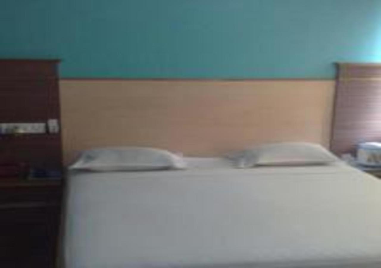Hotel Pams Mayiladuthurai Luaran gambar