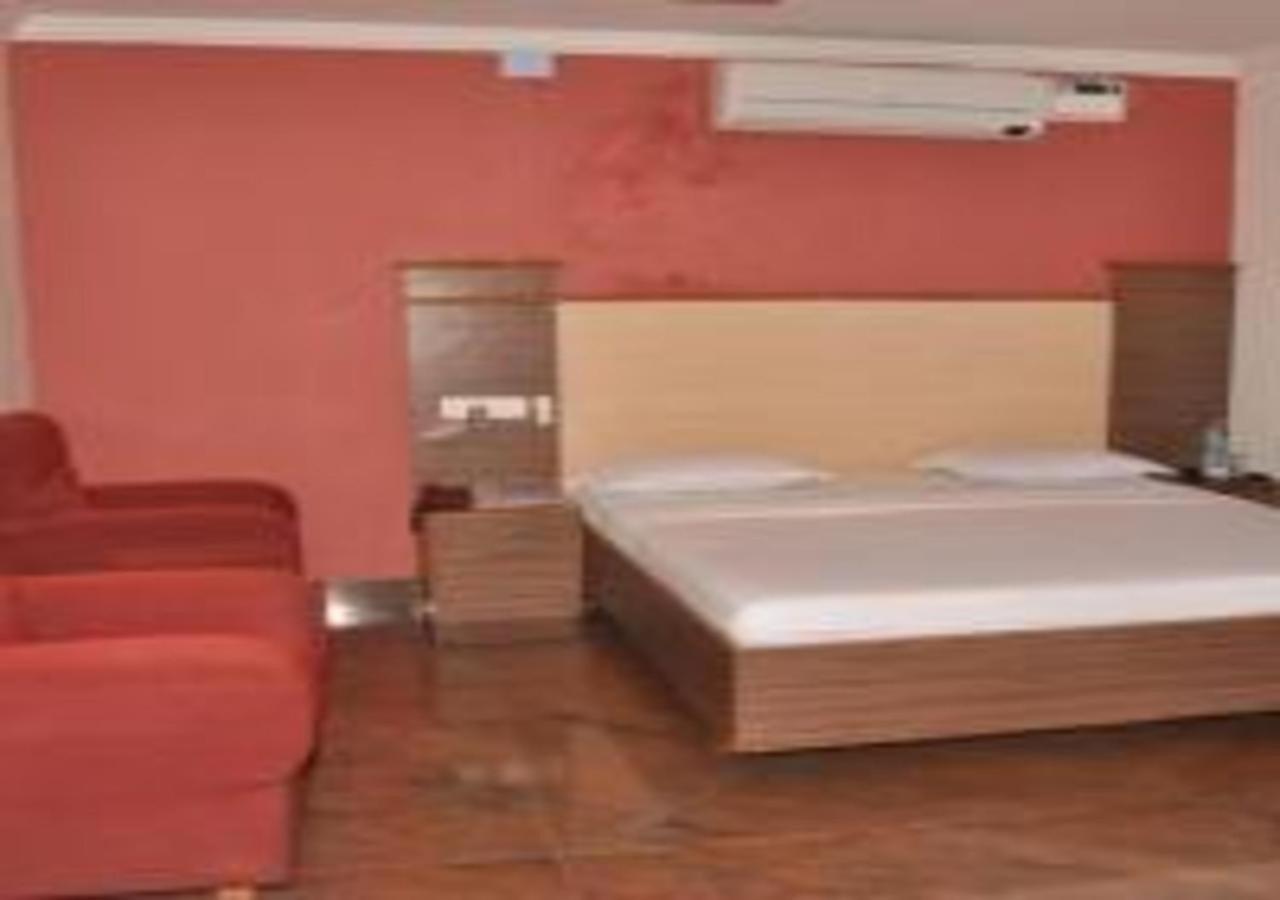 Hotel Pams Mayiladuthurai Luaran gambar